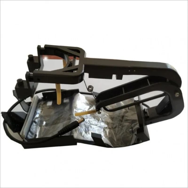 Automatic bagging machine, multi-functional pressing and sealing bagging device, fruit tree bagging device