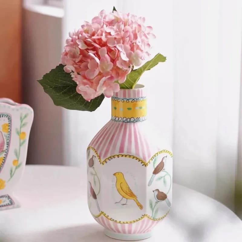 Creative French Elegant Ceramic Vase Bird with Roses Romantic Fish Shape Art Vase Living Room Dining Table Decoration Ornament