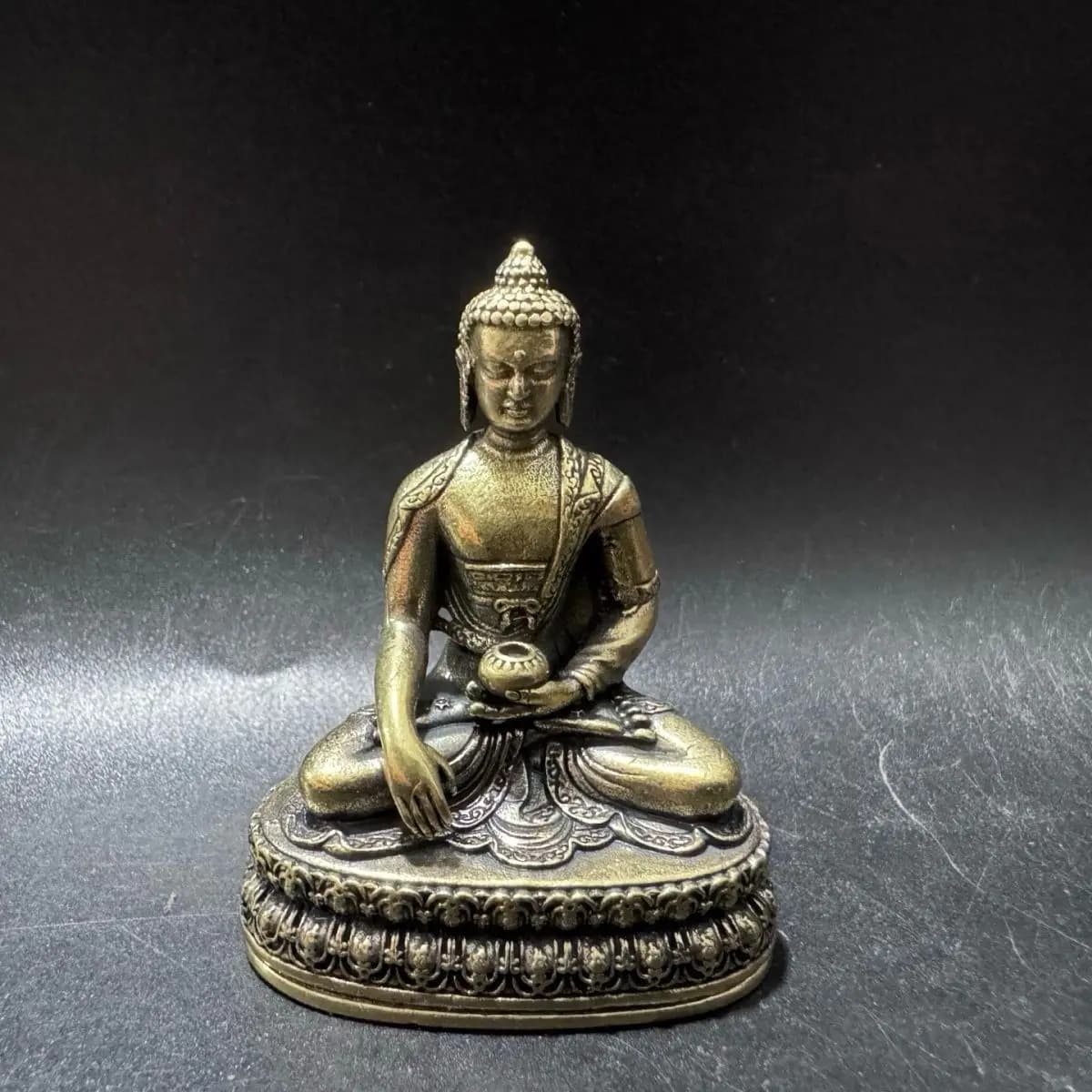Antique Bronze Apothecary Buddha Medicine King Bodhisattva Buddha Statue Buddha Supplies Home Decoration Ornaments Jewelry for S