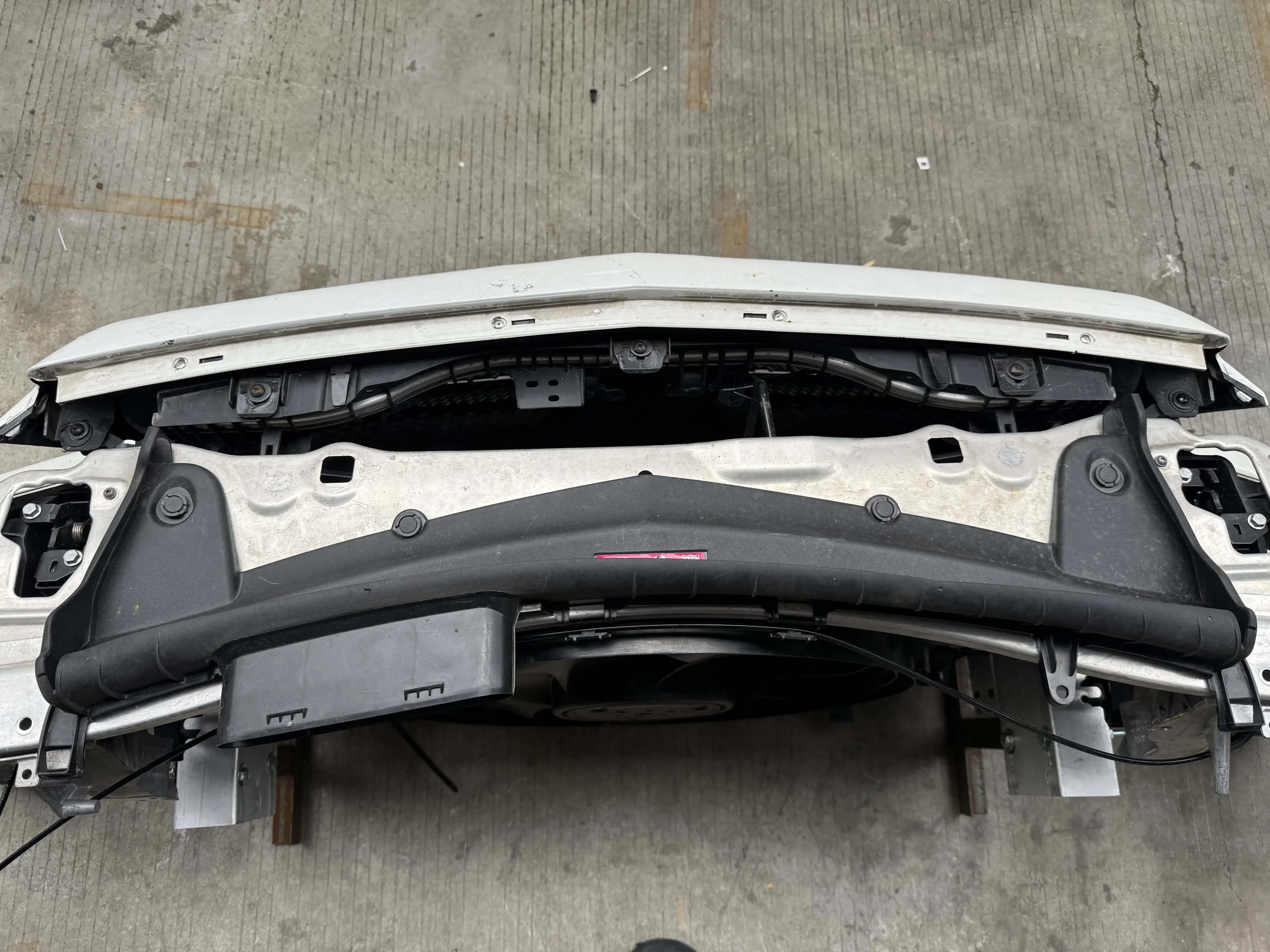 Original No Structural Damage Complete Buckle Fully Compatible Front Nozzle Assembly for  E-classW213 2014-2018