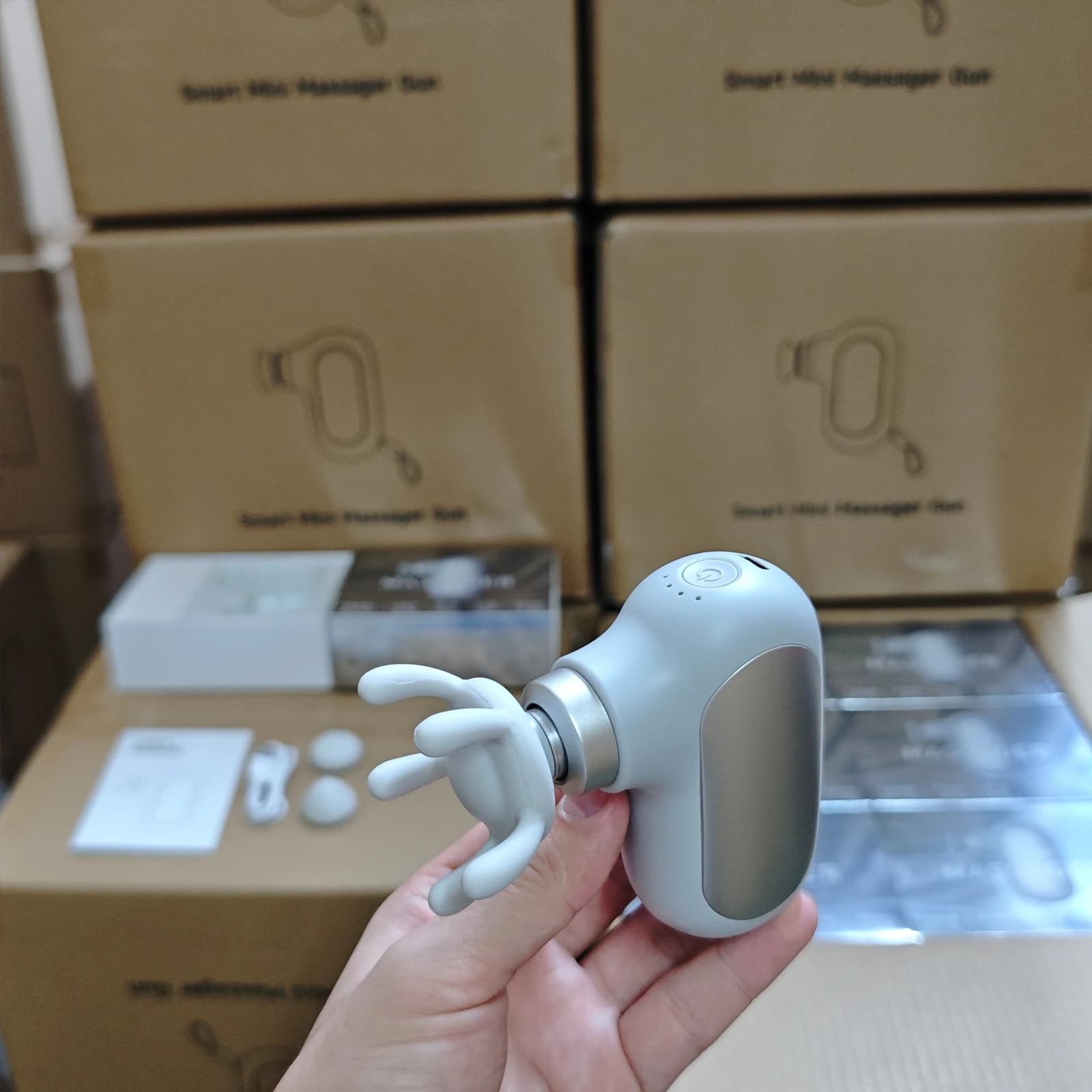 Electric Fascia Guns, Spot Wholesale New Mini Portable Silent