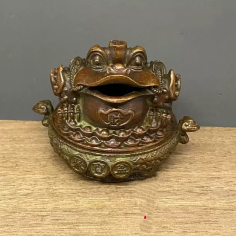 Antique bronze three legged golden toad statue wealth attracting ornament home and office desktop decoration handicraft