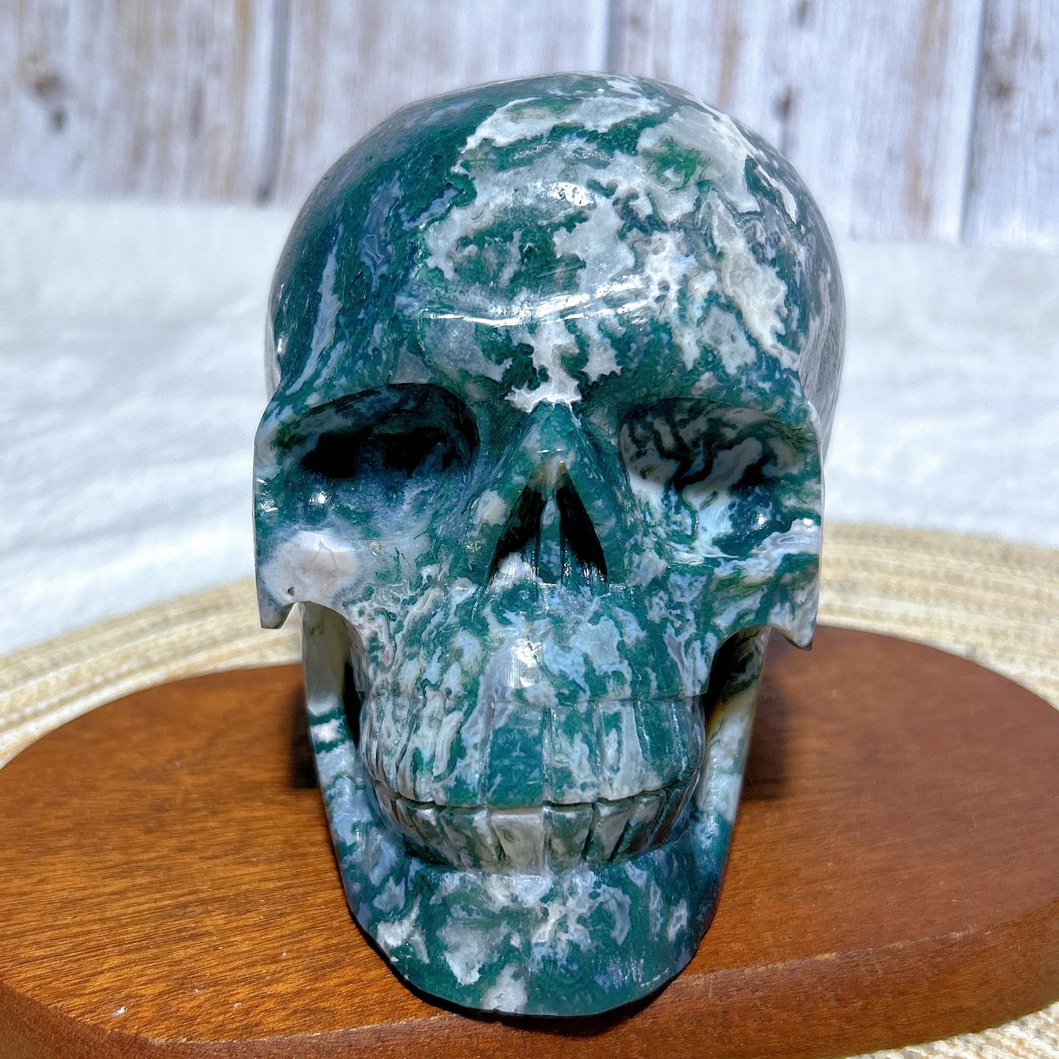 Healing High Quality Natural Crystal Moss Agate Big Skull Carving Polished Gemstones Mineral Energy Reiki Home Decorations Gift