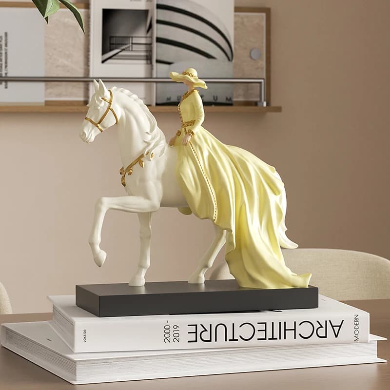 Creative High-end Art Ornament Sculpture Light Luxury High-end Home Decoration Living Room Entrance TV Wine Cabinet Decoration