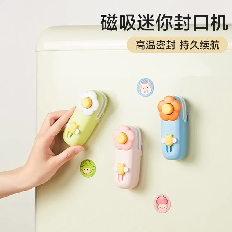 C13 - handheld heat sealer for small items, ideal for home use