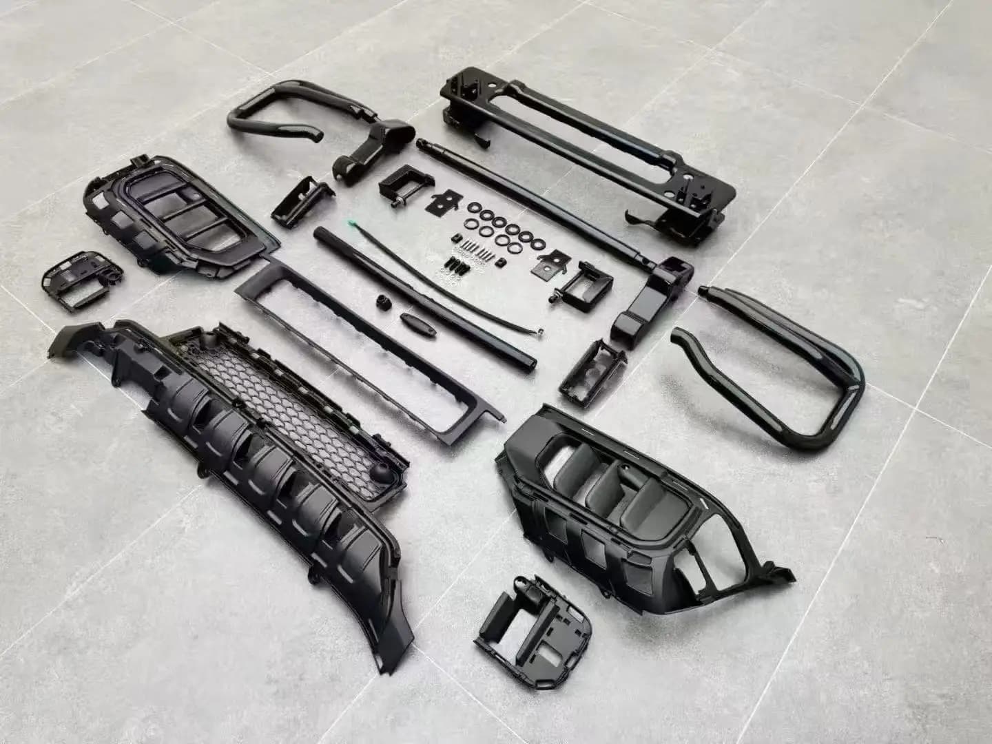 New W465 G63 Bumper Cover for G-Class W465 G63 2024 1:1 Replacement Stainless Steel Front Bumper