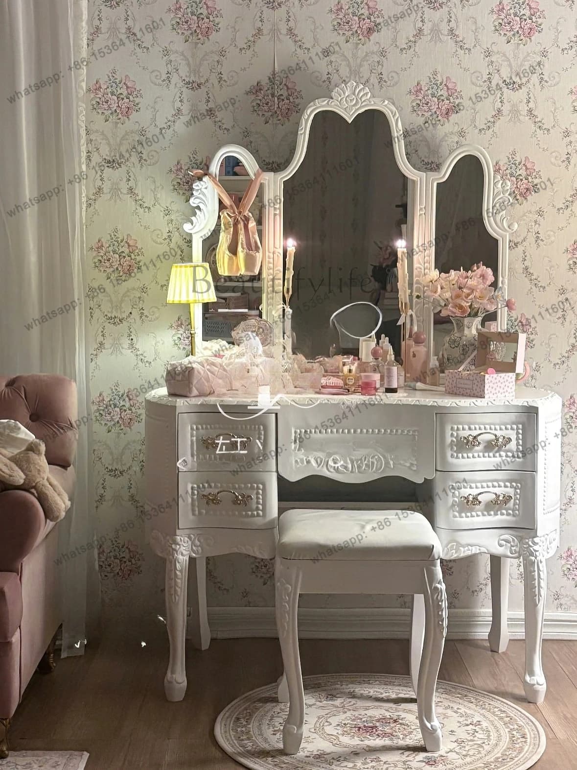 French retro solid wood engraved dressing table Nordic white makeup table furniture customization