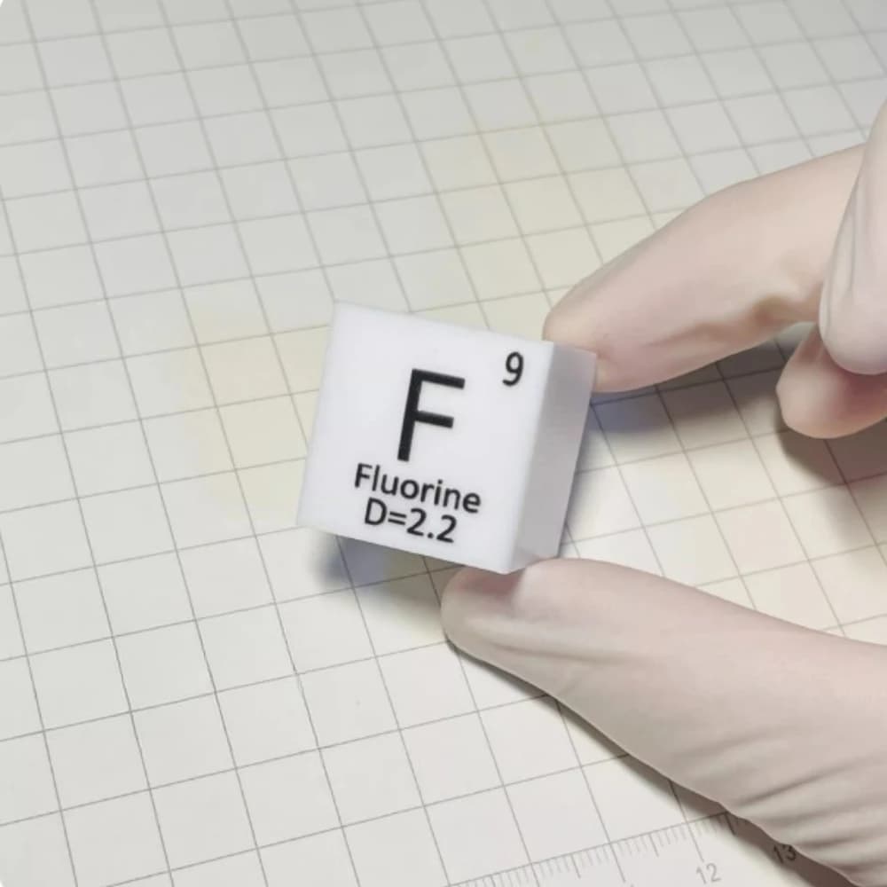 10/25.4mm Fluorite Cube Small Ornament Academic Research and Teaching Chemistry Periodic Table Display Collection Gift
