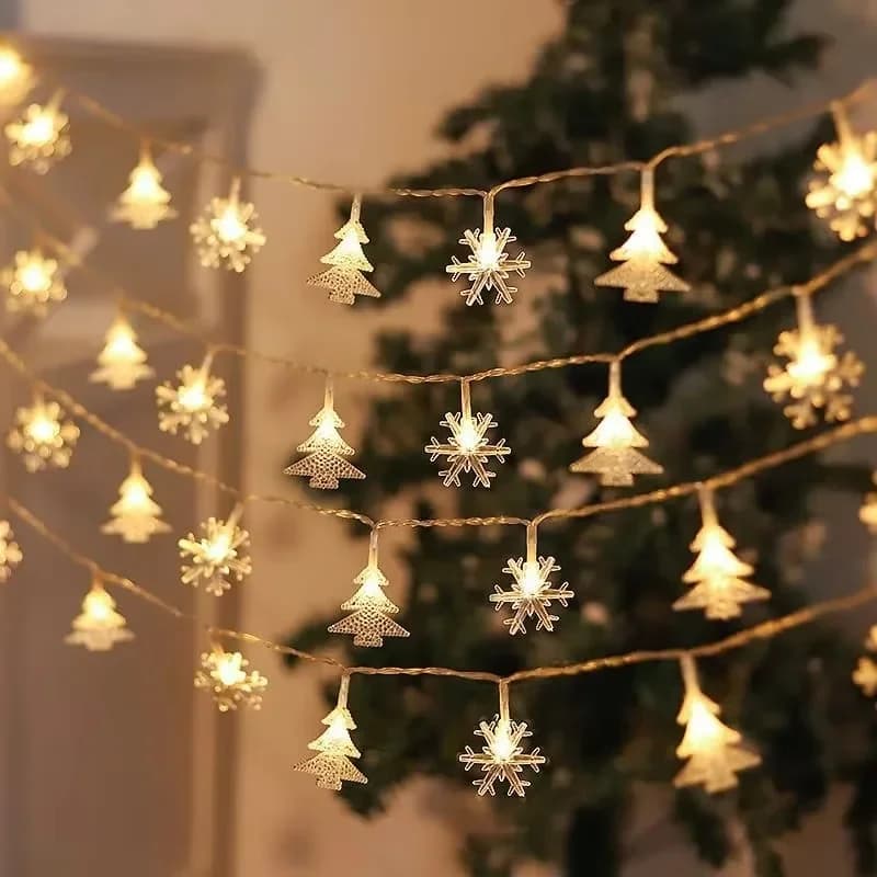 Beautiful Christmas decorations/holiday decorations/ready for tree garlands