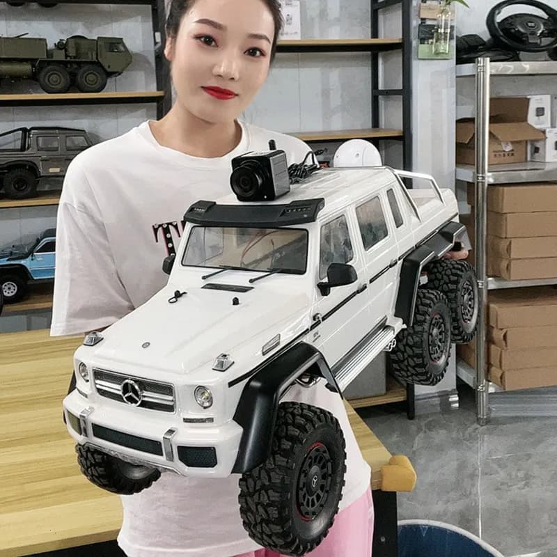 modified and upgraded version of intelligent 4G remote control remote control car unlimited distance control real-time viewing