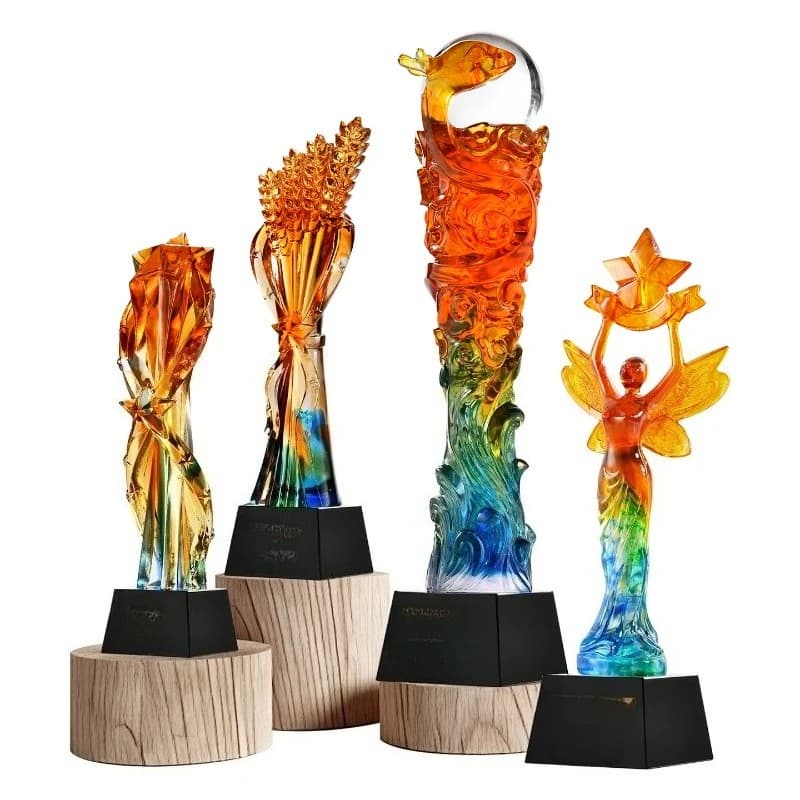 Water glass trophy annual meeting awards outstanding contributions, outstanding employee creativity