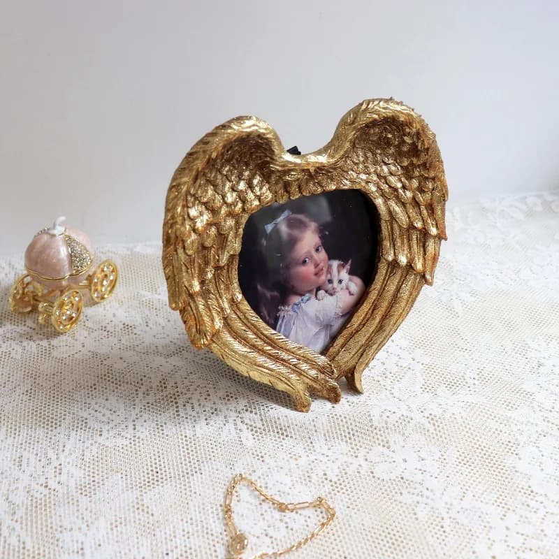 American Retro Gold Angel Wings Photo Frame Table Hanging Wall Hand-carved French Style Photo Frames and Albums Porta Retrato