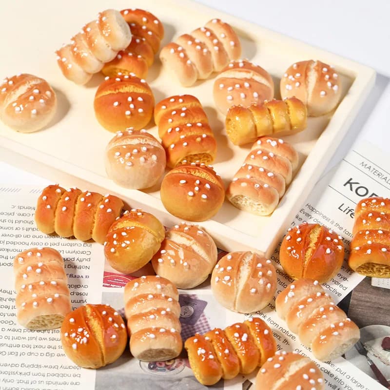 1pc Mini Bread Toast Dessert Long Bread Food Play Dollhouse Resin Model Diy Simulation Doll Accessories Decoration Home Decor