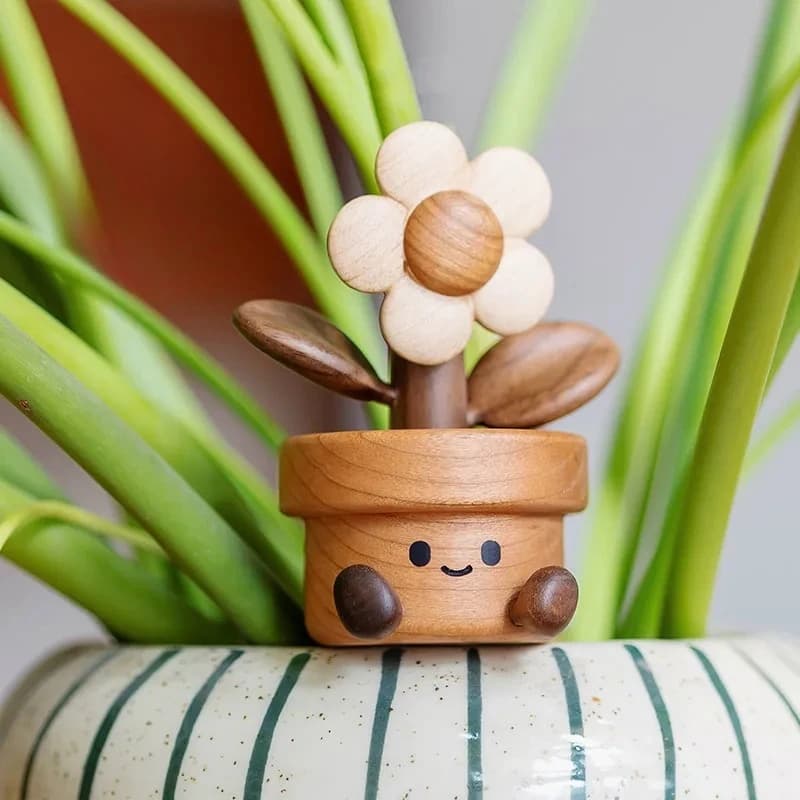 Solid Wood Cute Sculptures for Home Desktop Decoration Creative Healing Ornaments Unique Gifts