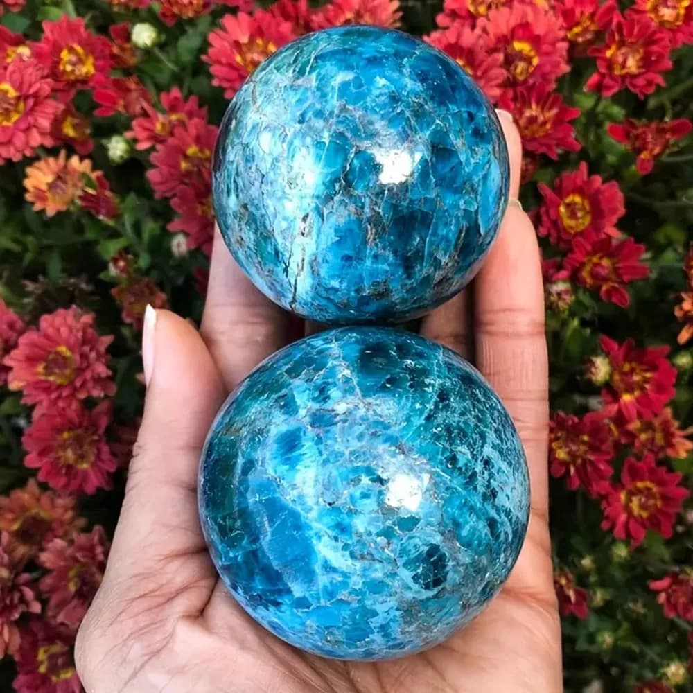 1PC Natural Blue Fluorite Crystal Ball, Stone for Home Decor, Meditation, Jewelry Making, Elegant Gift for Crystal Lovers, Stone