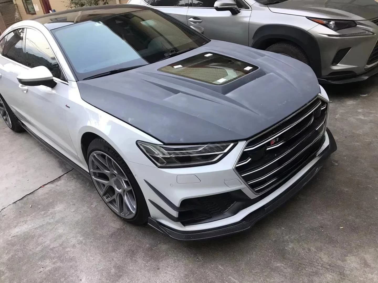 High Quality Transparent Carbon Fiber Car Engine Hood New Design for 2019-2021 Audi A7 Bonnet Hood