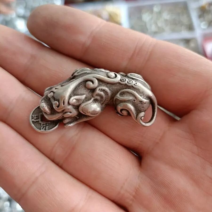 Old Chinese tibet silver handmade brave troops Pendants waist brand