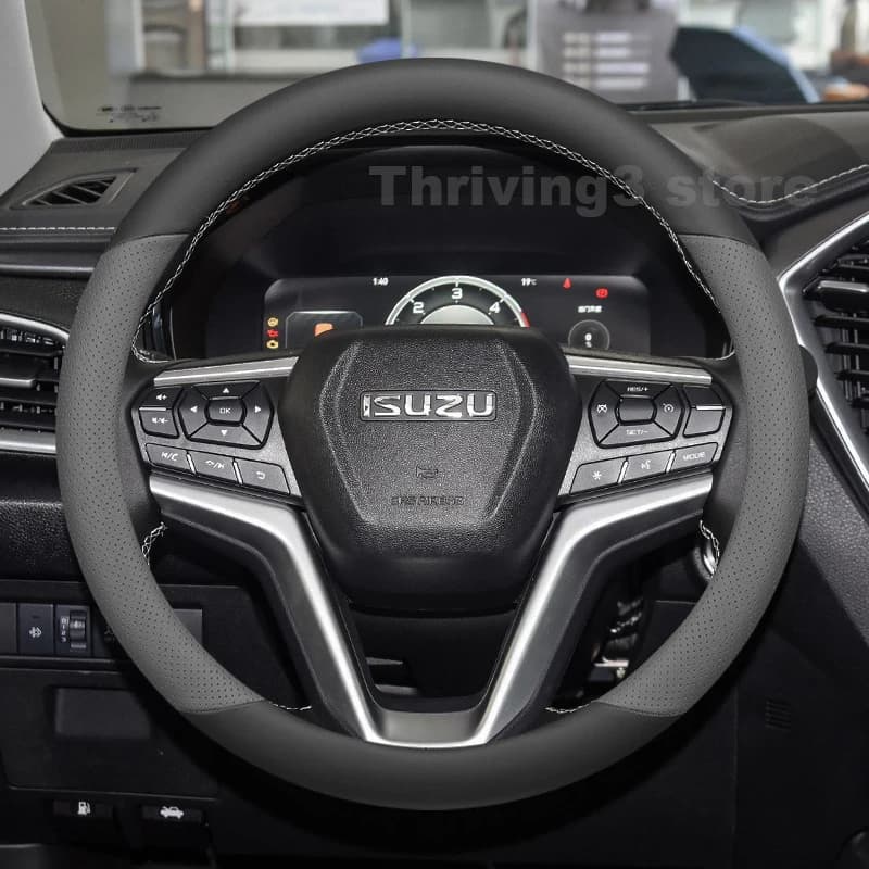 Leather Car Steering Wheel Cover For ISUZU D MAX D-MAX V-CROSS 4x4 LSE 2014-2025 Non-slip Auto interior ISUZU MUX Accessories