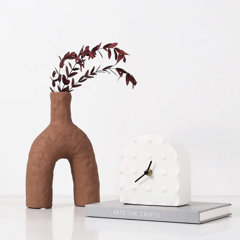 Nordic ins Home Furnishing White Sandstone Clock Ornament, Exhibition Hall Desktop Decoration Table Clock