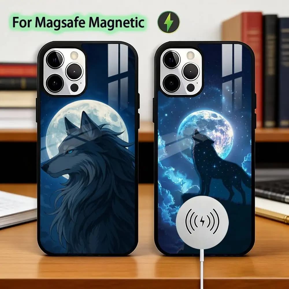Moon Roaring W-Wolf Phone Case For iPhone17,16,15,14,13,12,11 Plus,Pro Magnetic For Magsafe Wireless Charging