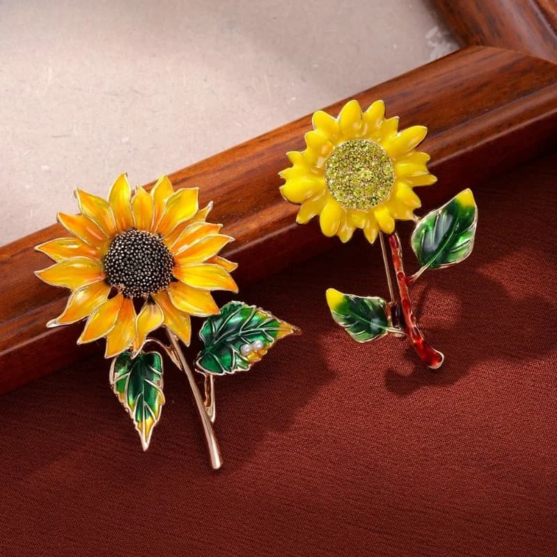 New Stylish Sunflower Brooch Creative Plant Flower Pin Badge for Clothes Bags Shoes Hat Scarf T-shirt Jeans DIY Accessories