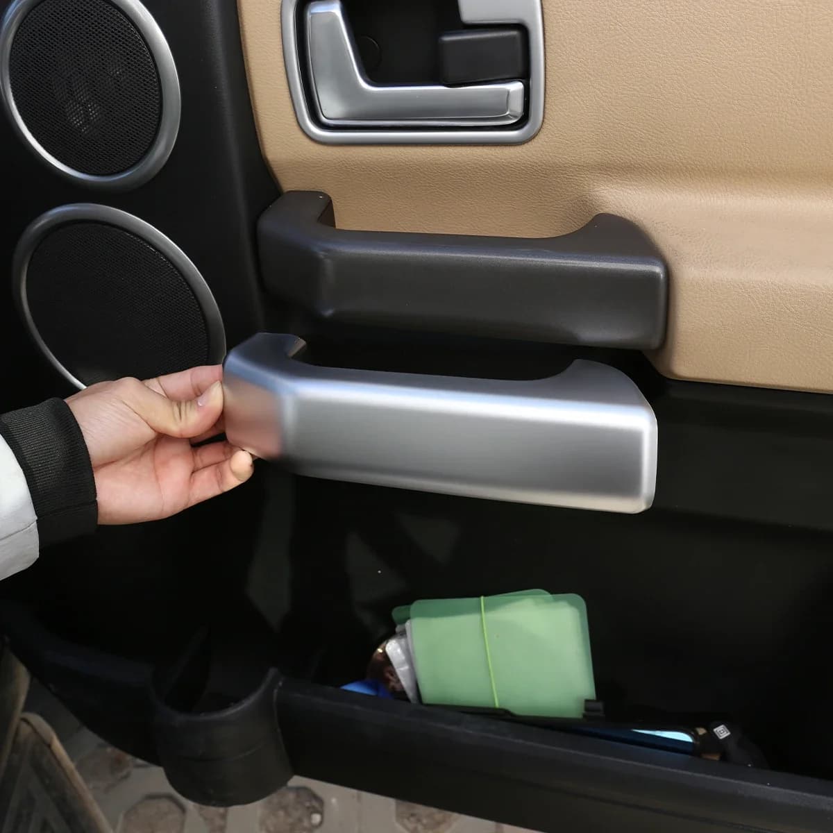 4Pcs ABS Black For 2004-2009 Land Rover Discovery 3 LR3 Car Door Inner Handle Decorative Cover Sticker Car Interior Accessories