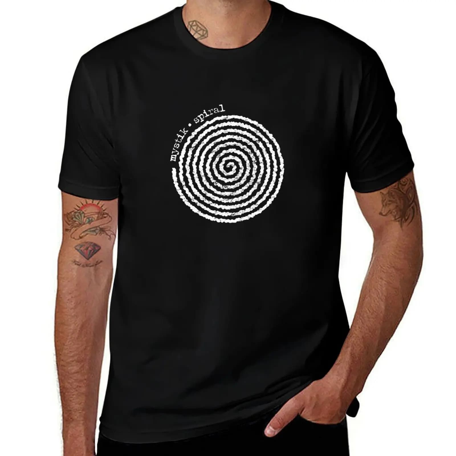 Mystik Spiral - Daria - Distressed Design T-Shirt Holiday Party Tee Shirt T-Shirt