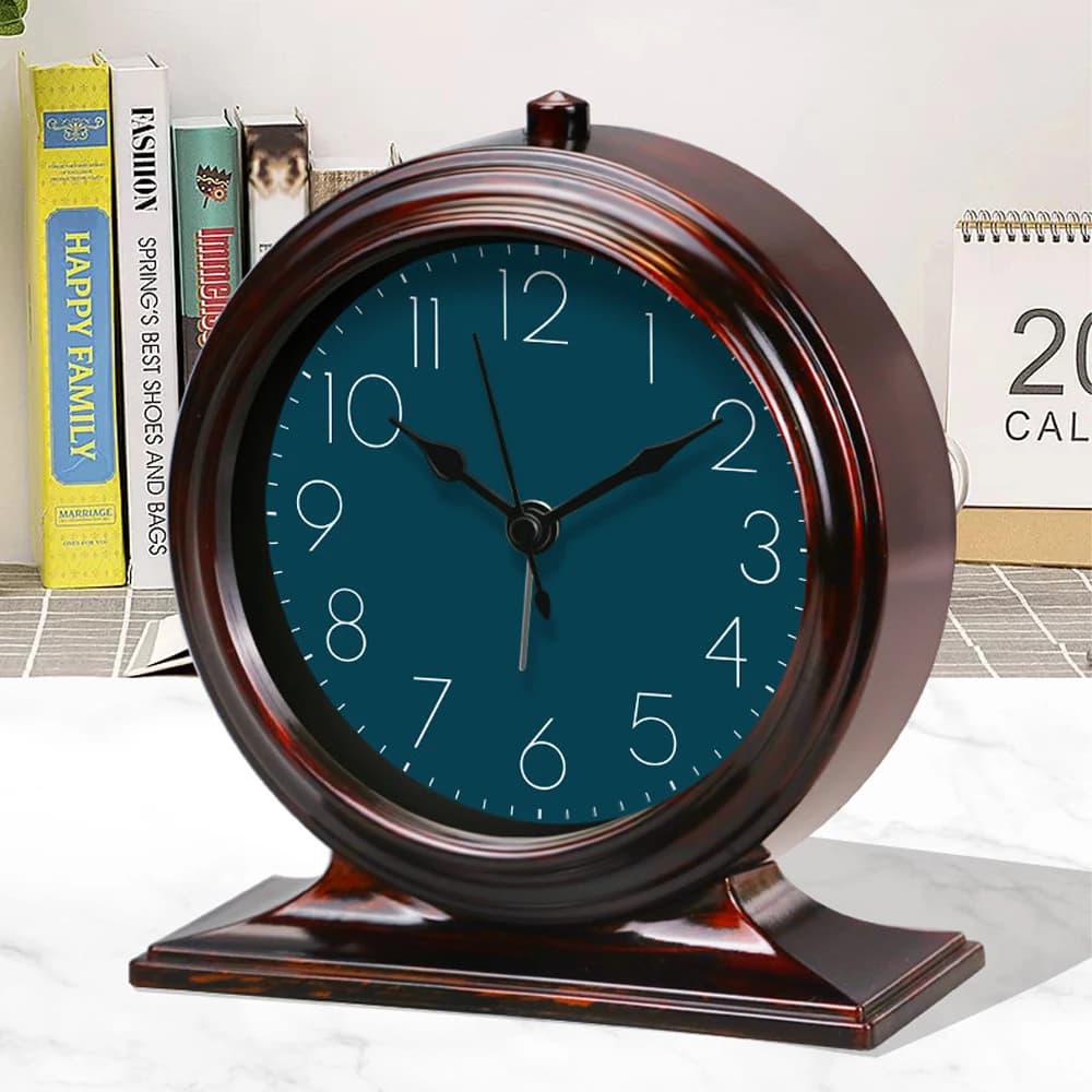 Retro Metal Desktop Clock Classic Blue Dial Large White Numbers Elegant Decor For Office Bedroom Vintage-style Spaces