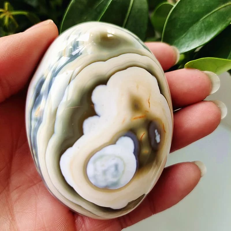 Natural Lace Stone Sardonyx Agate Palm Hand Play Witchcraft Supplies Meditation Spiritual Decor Home Decoration Healing Crystals