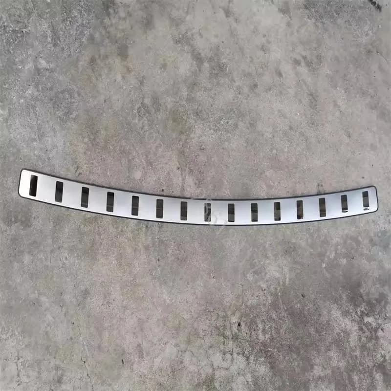 For Mercedes Benz GLE350/450 W167 Rear Door Bumper Protector Sill Plate Trunk Guard Plate Cover Car Accessories 2020~2023