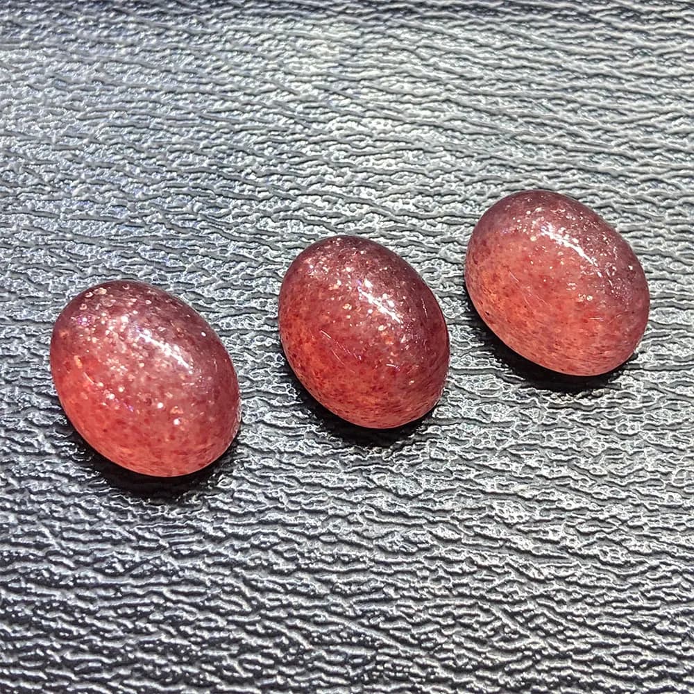 3pc/lot Natural Stones Red Strawberry Oval Cabochon Crystals Healing Gemstones Crystal Stone Reiki Home Decor Chakra Spiritual