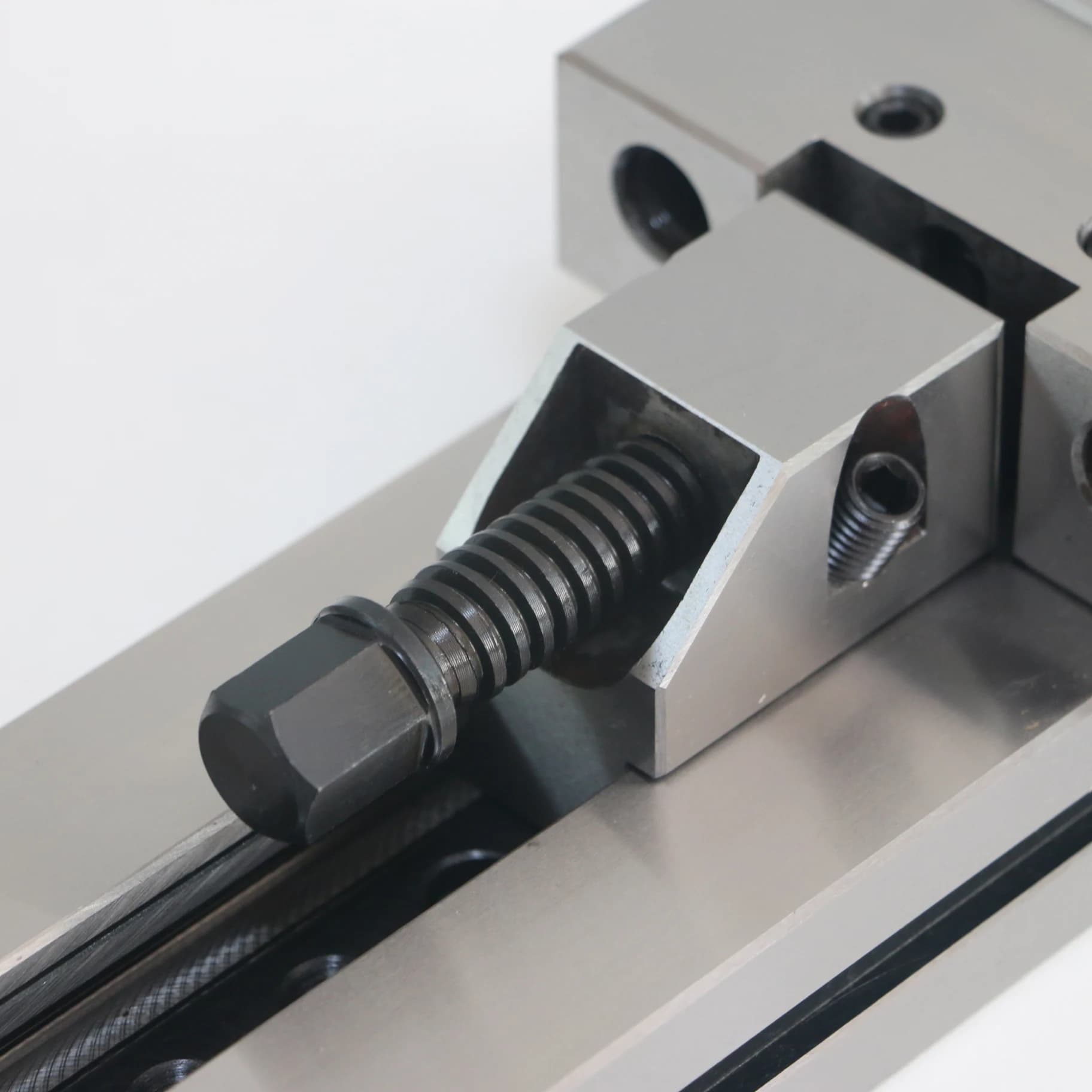 High Quality CNC Modular Vise GT150/GT175/GT200/GT300 Quick Action Precision Machine Tool Steel Material Manual Drive Gear Core