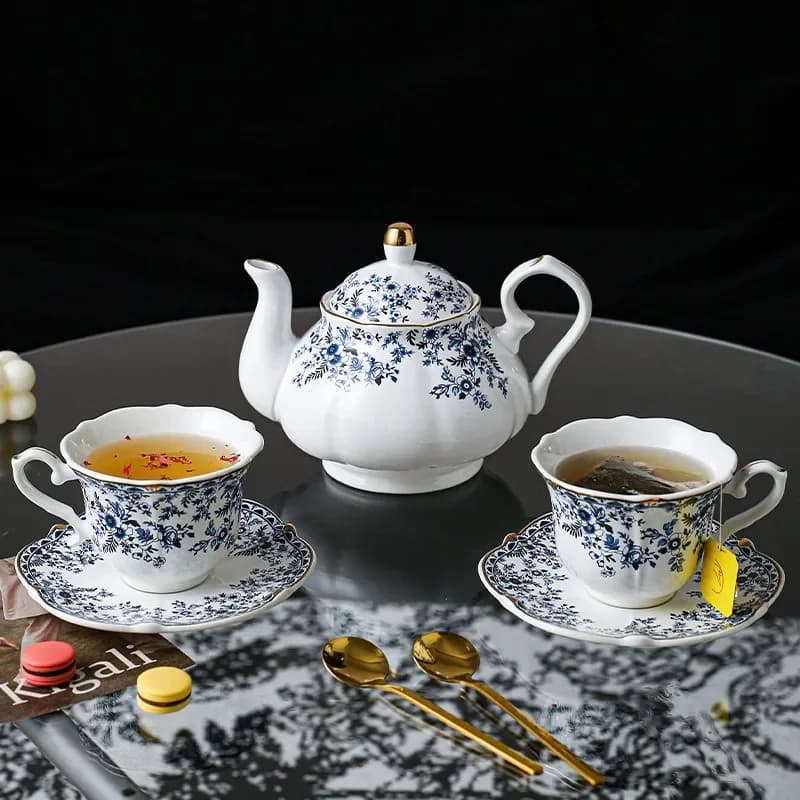 Nordic Blue and White Porcelain Coffee Cup and Saucer Set Kitchen Dining Table Ceramic Retro Afternoon Teacup Teapot Decoration