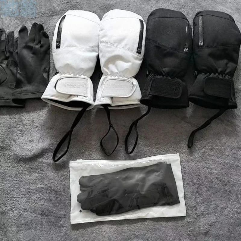 Single and double ski gloves, professional waterproof thermal protective gear, five-finger mountaineering man