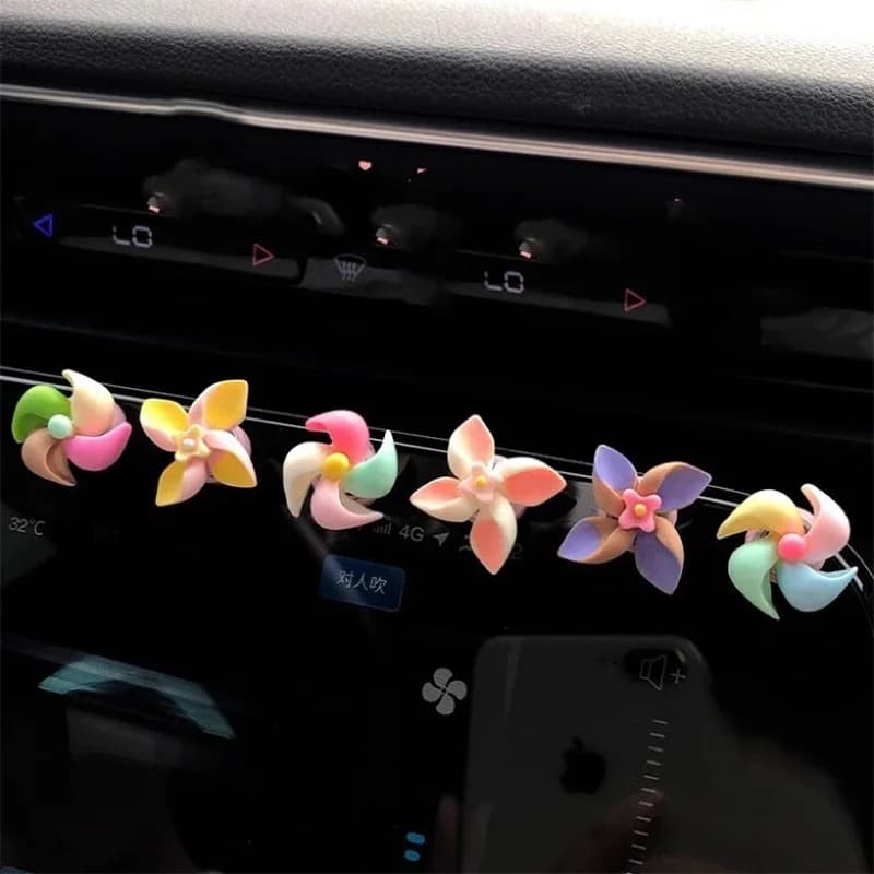 6PCS Car Interior Decorations Rotating Small Windmill Creative Decorations Small Ornaments Interior Centre Console Decorations