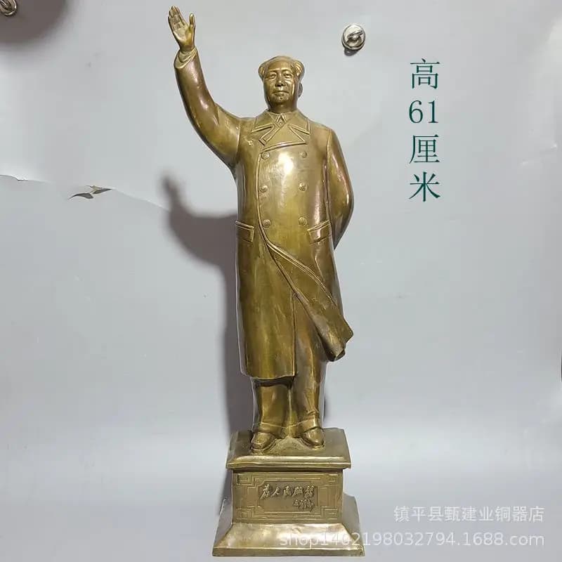 Pure copper standing statue of Chairman Mao, available in large, medium, and small sizes, waving hand sculpture, a decorative pi