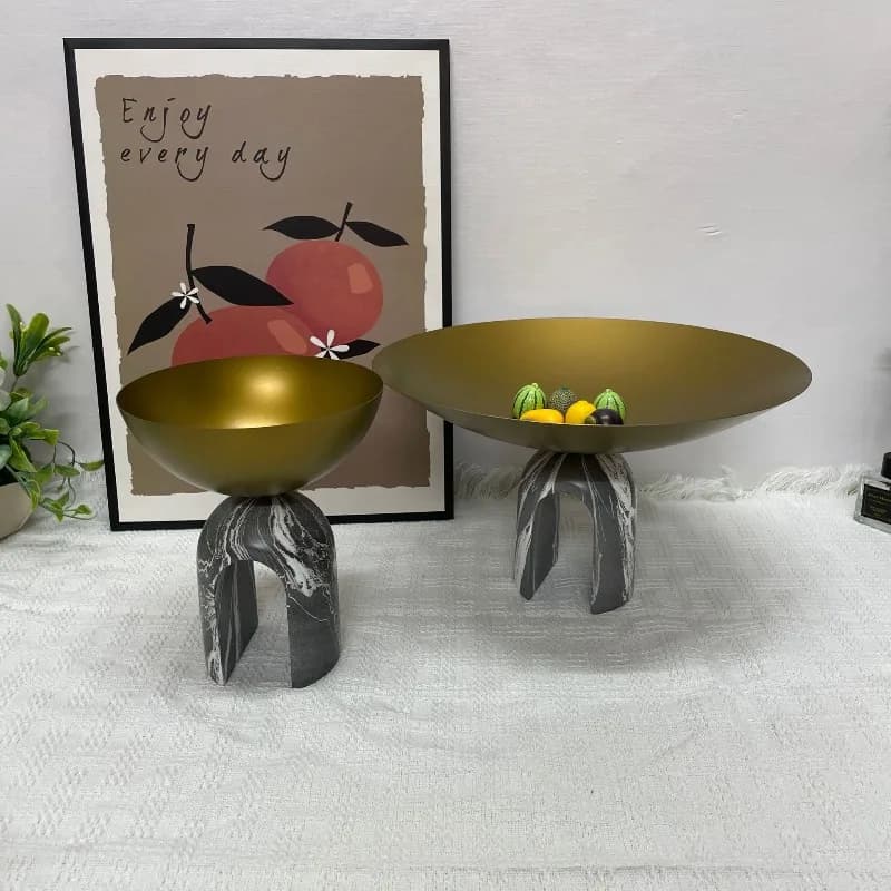 Modern light luxury creative gold metal fruit plate home decoration sales department model room desktop soft decoration jewelry