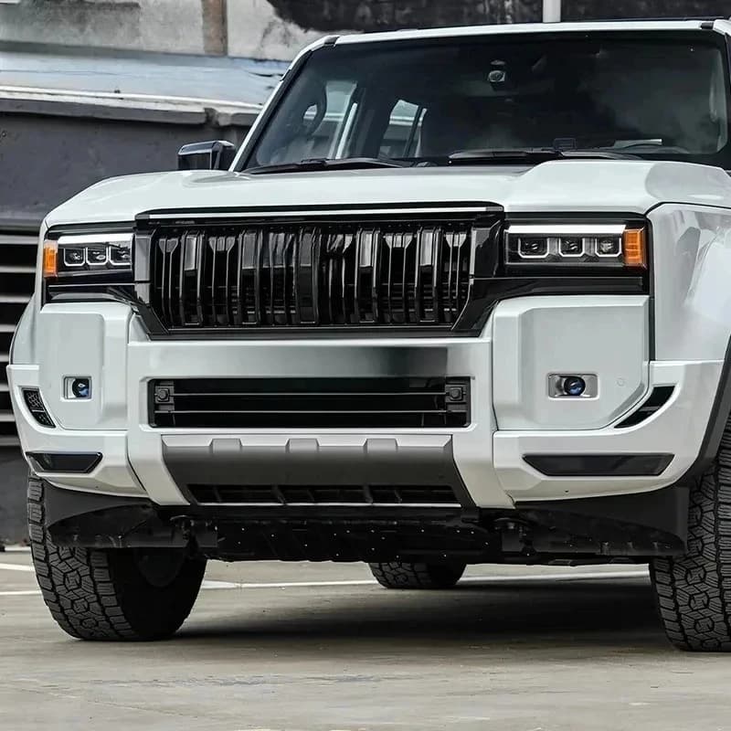 High Quality Body Kit Bumper Version LC0 + Front Grille Support External Accsori Auto Parts