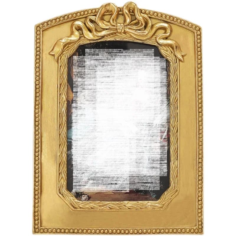 American Retro Desktop Decoration Gold Hollow Pattern Resin Photo Frame