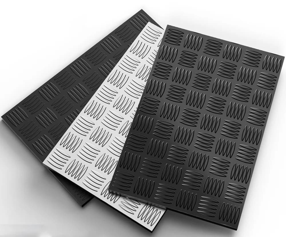 Black Aluminum Alloy Patterned Aluminum Plate, Anti Slip Patterned Plate, Embossed Five Rib Aluminum Plate, 1.5~6mm