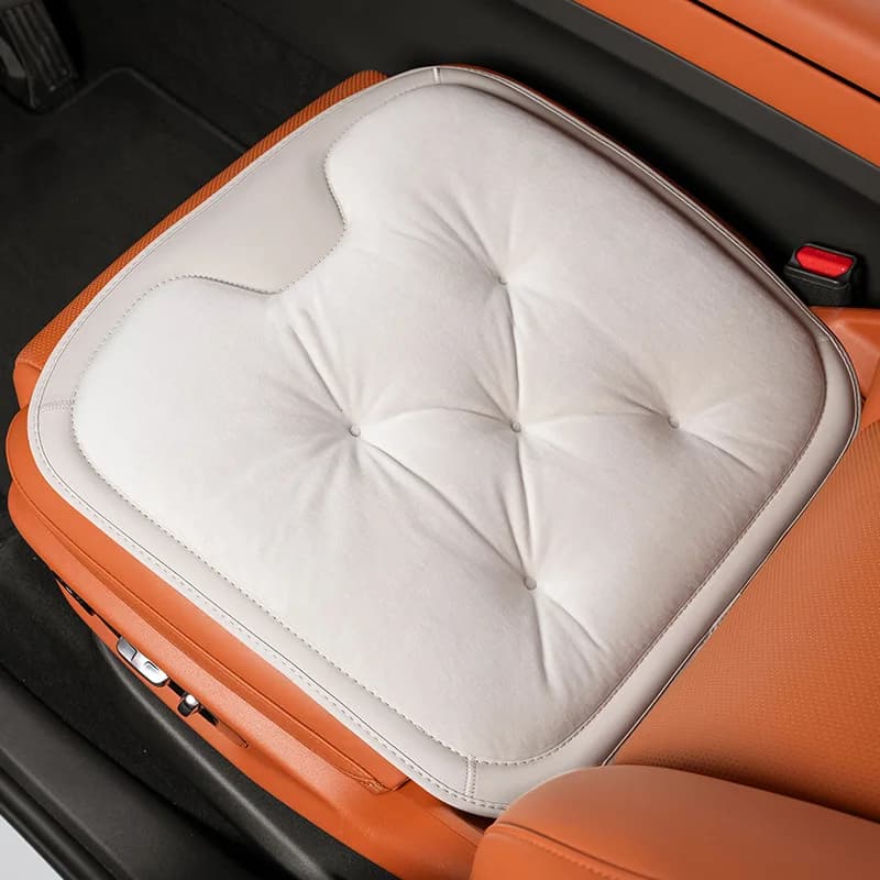 Car Comfortable Plush Seat Cushions are Suitable for Mercedes-Benz BMW and Audi Car Heated and Plush Front and Rear Seat Cushion
