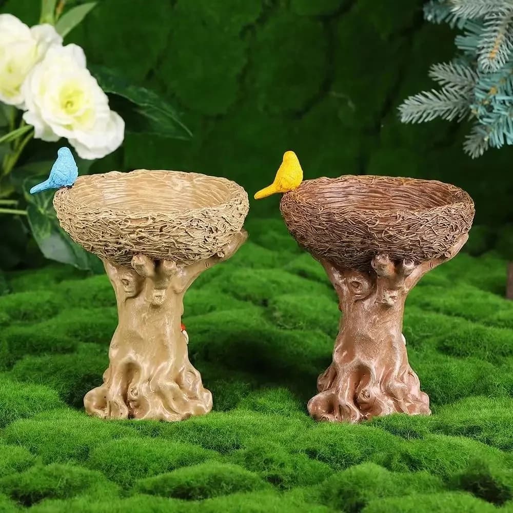 Resin Hummingbird Feeder Dwarf Design Waterproof Bird Feeder Multi Functional Creative Bird Water Bowl Outdoor