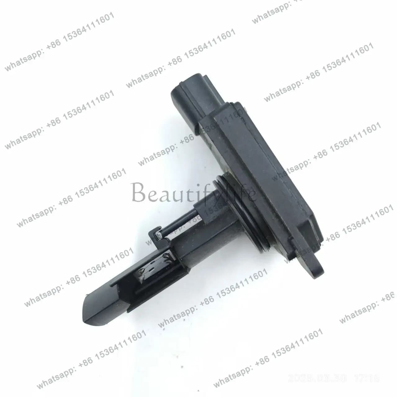 TOOL   automotive high quality air flow sensor MR985187