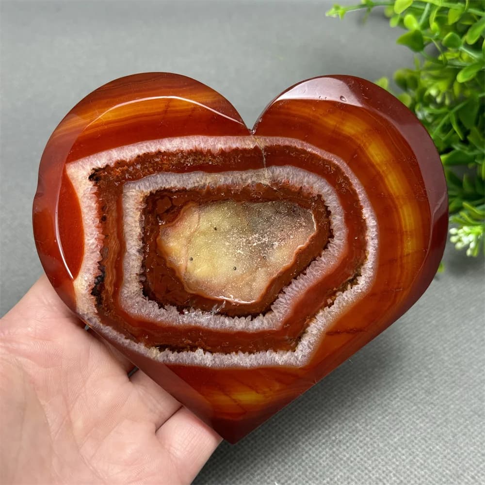 Natural Gem Red Agate Crystal Cave Love Home Decoration Aura Energy Meditation Treatment Witchcraft Feng Shui Ornaments Gift
