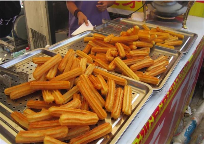 Commercial Use Snack Equipment Churro Making Machine Manufacturer Wholesale 5l Manual Spanish Churros Machine With Fryer
