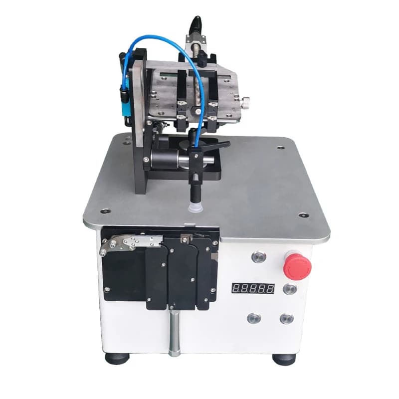 Automatic tag machine,  automatic tag wearing machine, tag playing machine