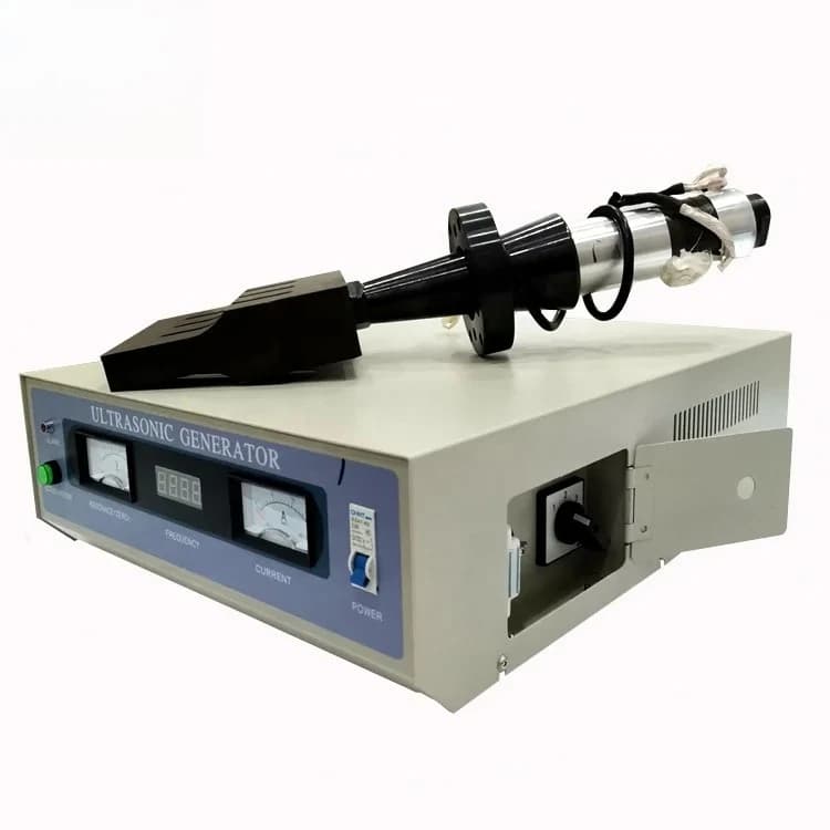 High Quality 15K 2600W / 20k 2000w Portable Ultrasonic Welding Machine  Analog Generator