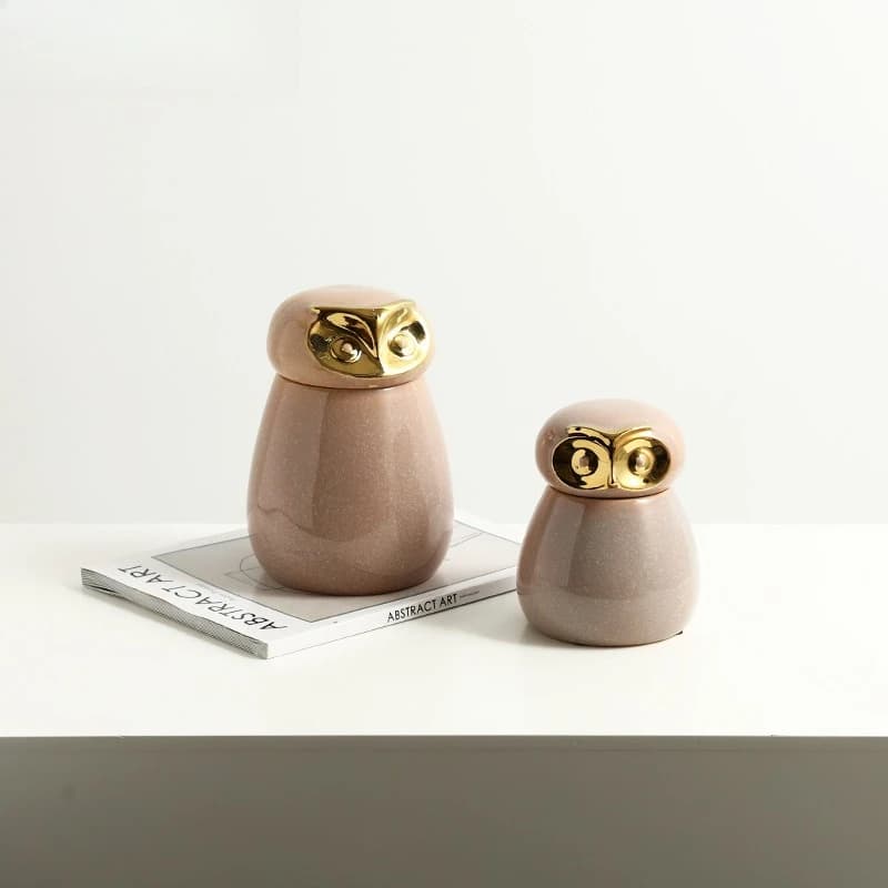 Modern simple and creative golden cat's eye ceramic decorative jar,  cabinet desktop light luxury ornament