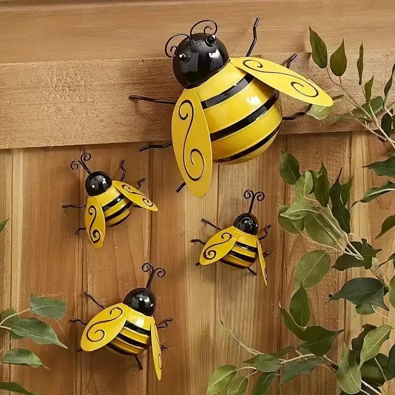 4-piece Set, Metal Bee Wall Hanging, Garden And Patio Decoration, Room Decoration, Outdoor Family Lawn 3D Wrought Iron Pendant.