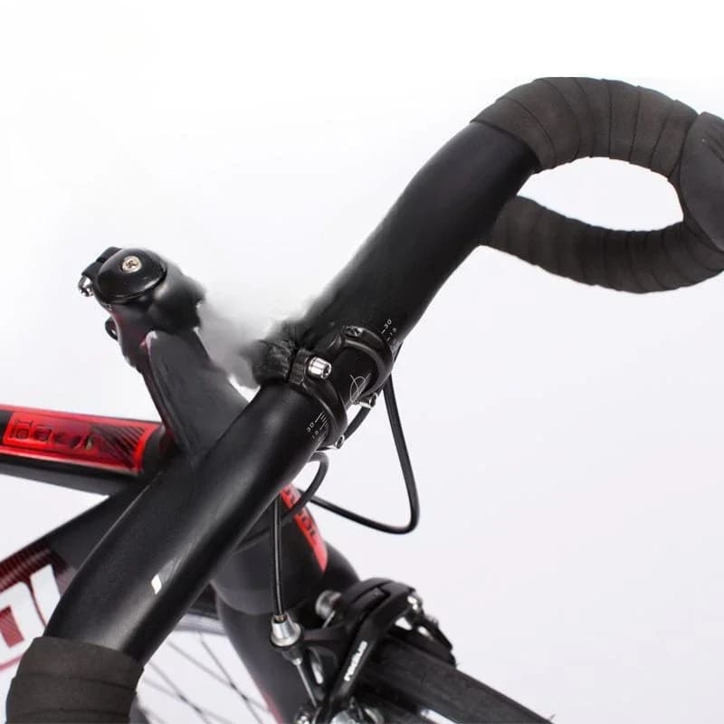 Road cyclists become ultra-light and agile with aluminum carbon fiber